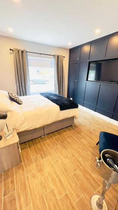 Apartamento The King'S Parlour Whitehead Exterior foto